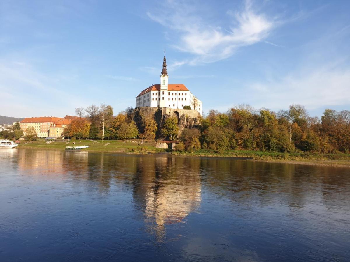 Penzion Via Ferrata Bed & Breakfast Decin Exterior photo